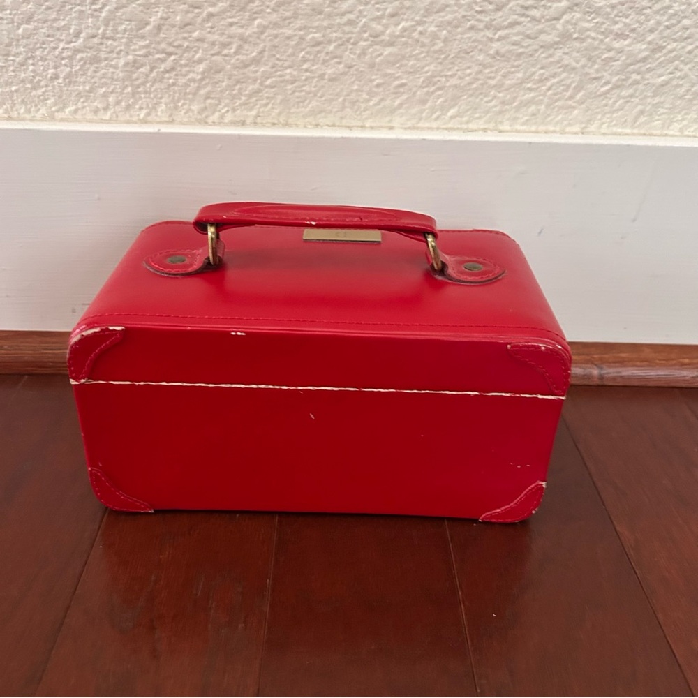 Red Lockable Jewelry Box w/ Mirror Travel Case Insert Key & Velvet Compartments - Picture 11 of 15